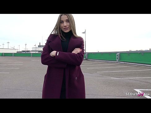 ❤️ 德国侦察员是一个梦想触摸斯蒂尔，停车场告诉和性感的钱 ️❌ Super sex