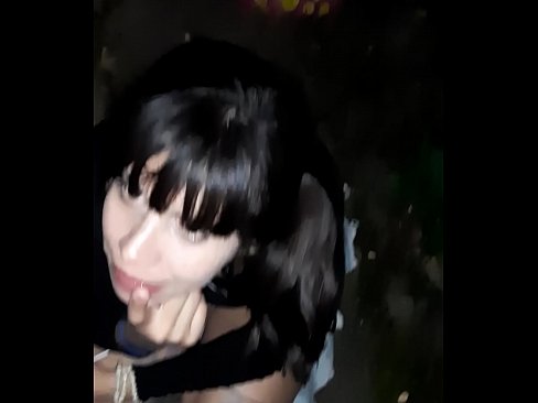 ❤️ 在街上膨胀的阴茎，以换取糖果 ️❌ Super sex